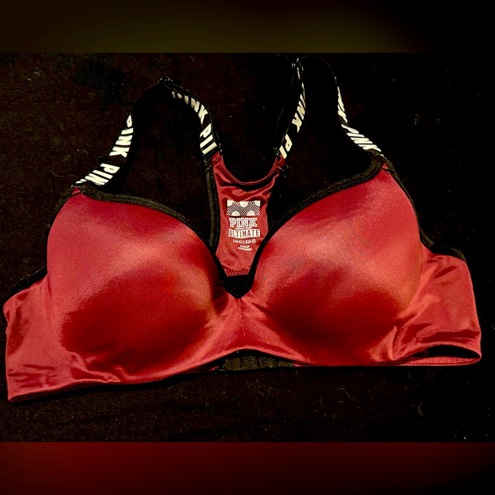 Victoria’s Secret Ultimate Sports Bra